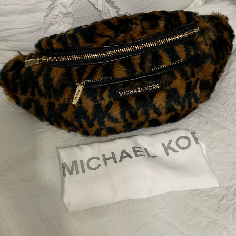 🤎Michael Kors 🖤Leopard 🐆 🤎Belt Bag 🖤